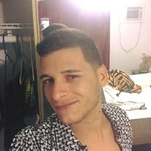 Meet your Posher, Ray